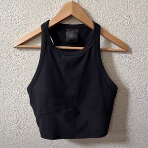 Lululemon women’s size 8 blissful bend high neck yoga black bra •removable pads